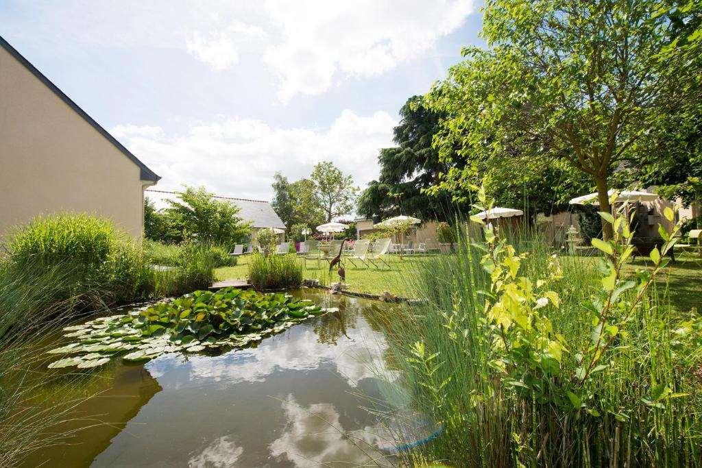 Logis Auberge Bienvenue Doué-la-Fontaine Faciliteiten foto