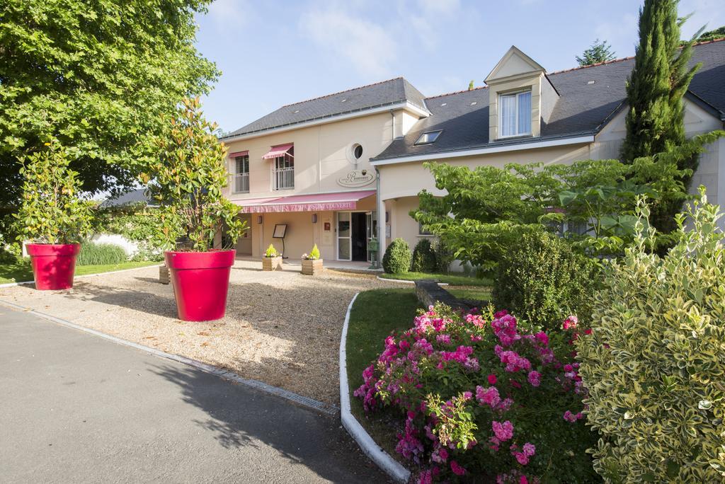 Logis Auberge Bienvenue Doué-la-Fontaine Buitenkant foto